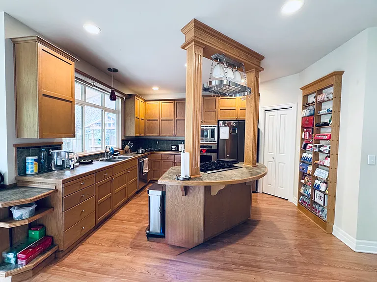3308 Aberdeen Ave NE — Photo 7