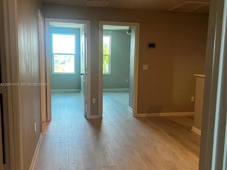 6349 Topsail Dr — Photo 23