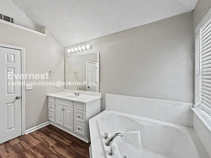 5791 Blacktop Ct — Photo 10