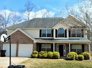 612 Howell Dr, Locust Grove, GA 30248