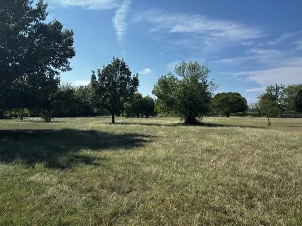 1506 N Hightower St, Stillwater, OK 74075