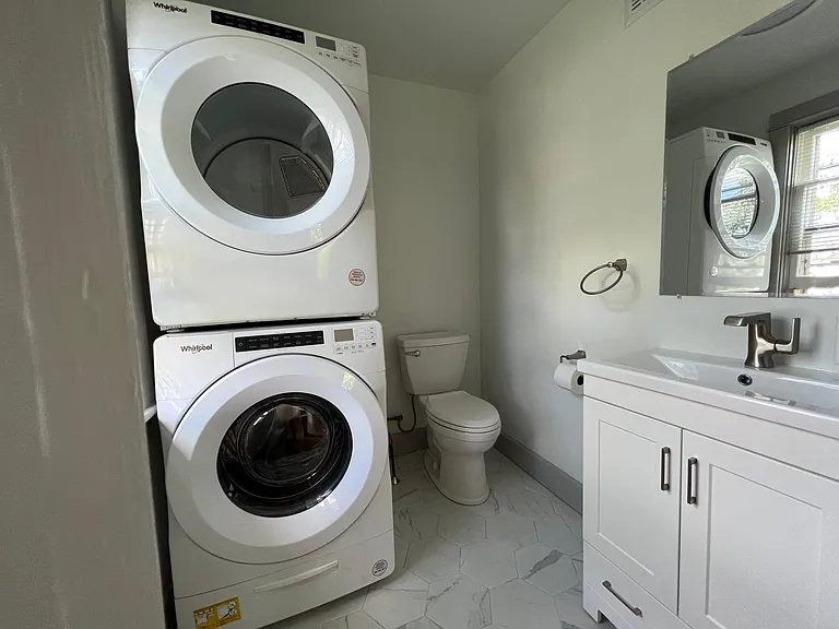 344 Harrison St #344.5 — Photo 3