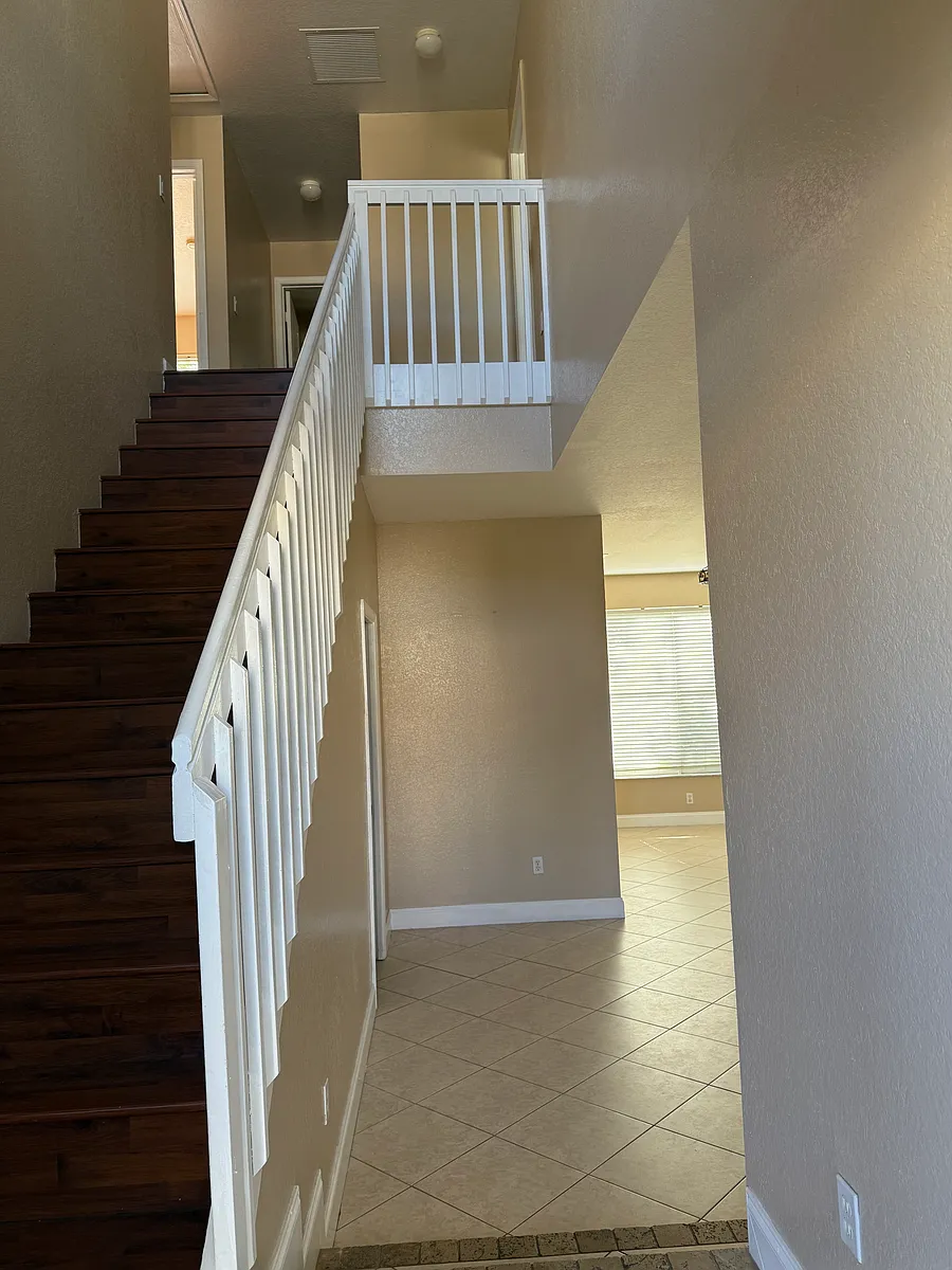Building Photo - 5409 Eastbay Dr