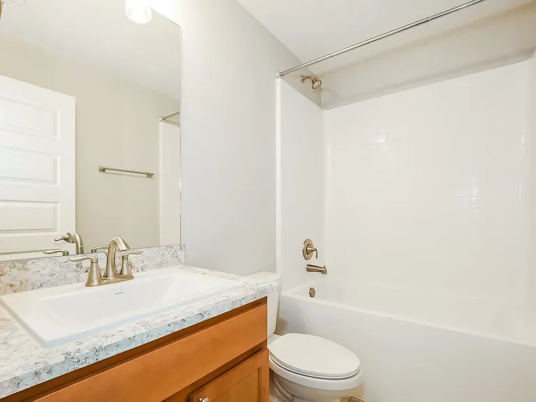 7803 Sloewood Dr — Photo 15