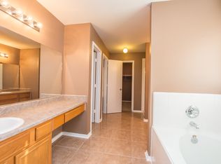 5911 Logancrest Ln, Houston, TX 77086