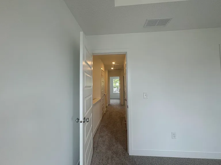 13847 Gatsby Dr — Photo 95