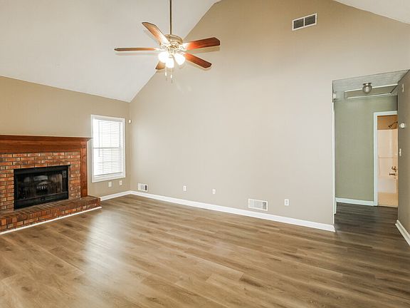 4th image of 201 Hillandale Dr