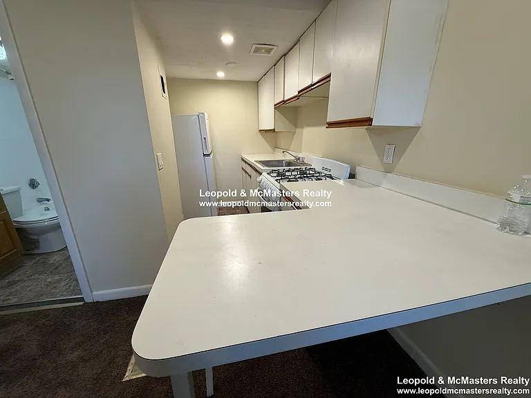 1124 Commonwealth Ave — Photo 14