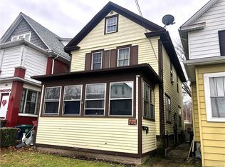 313 Spruce Ave, Niagara Falls, NY 14301
