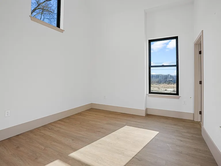 The Collection at 31st Street — Photo 18