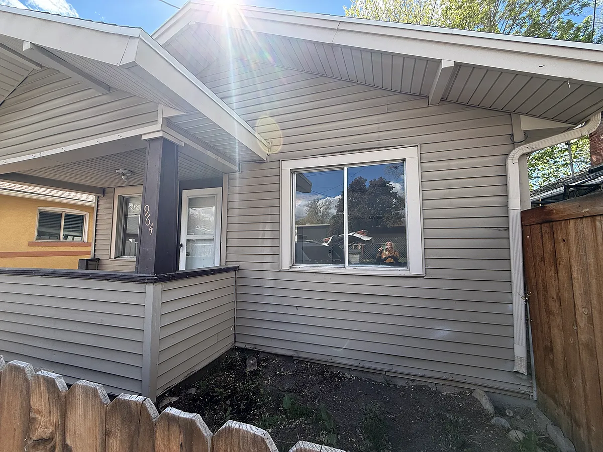 Building Photo - 964 S James Ct
