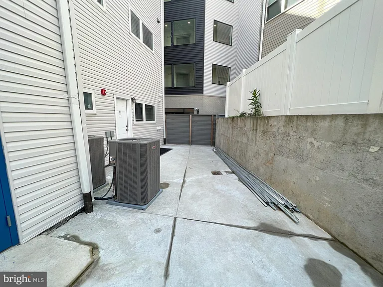 1611 Ridge Ave #15-1 — Photo 27