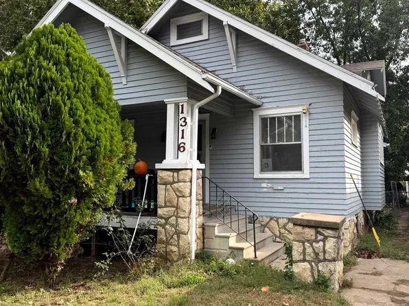 1316 SW Wayne Ave, Topeka, KS 66604