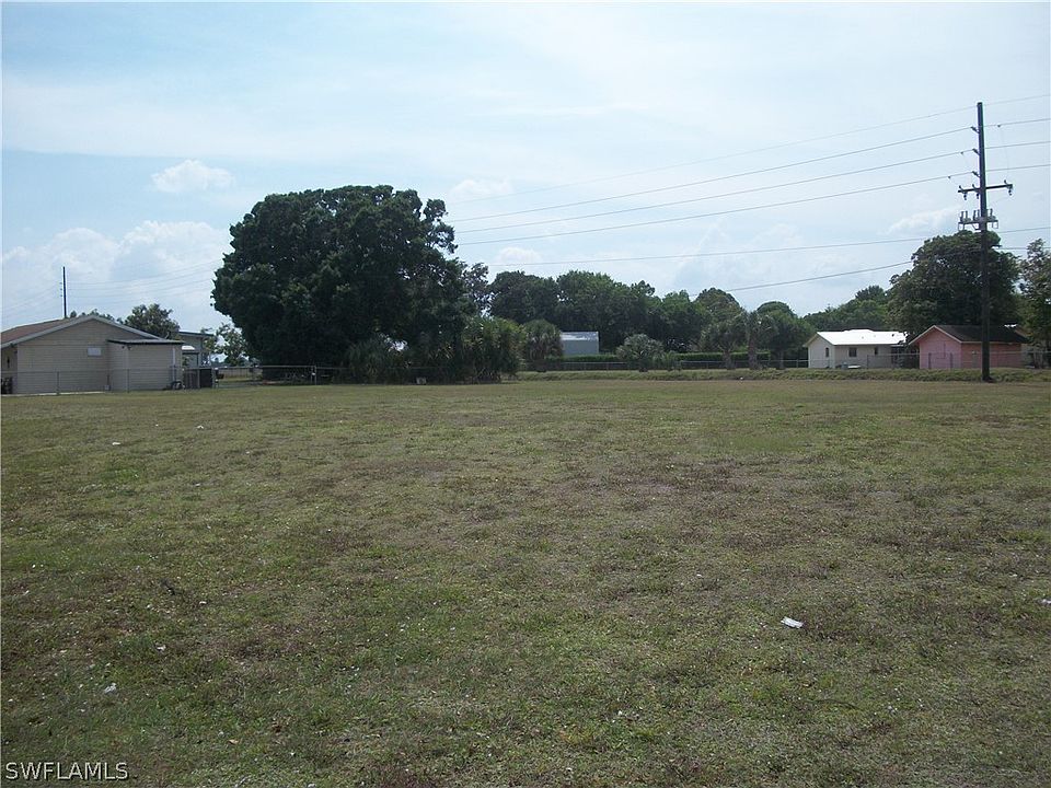 2nd image of S Lopez St