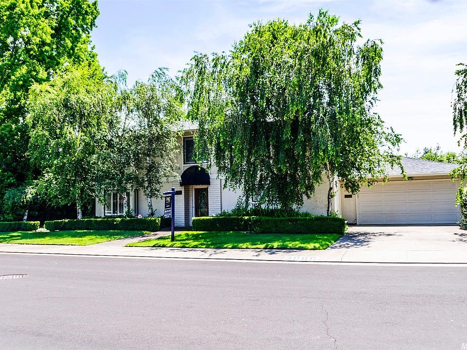 1st image of 3866 Petersburg Cir