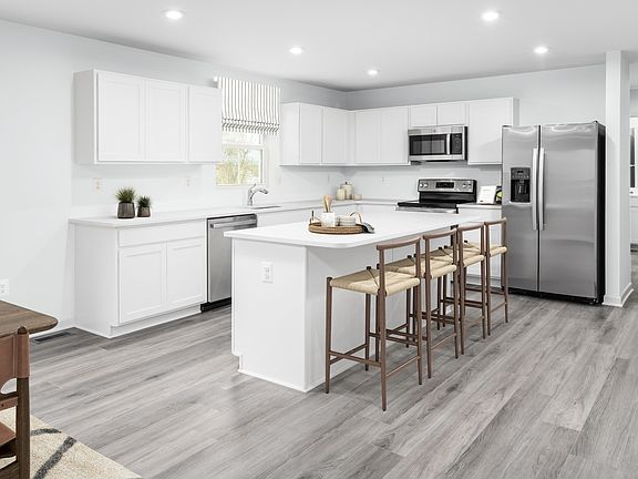 3rd image of 108 Walden Way Lot 27