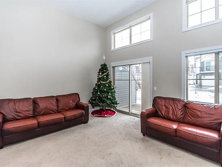451 Sage Hill Grv NW — Photo 4