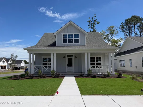 2257 Crescent Bay Drive, Southport, NC 28461