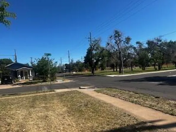 2401 22nd St, Lubbock, TX 79411