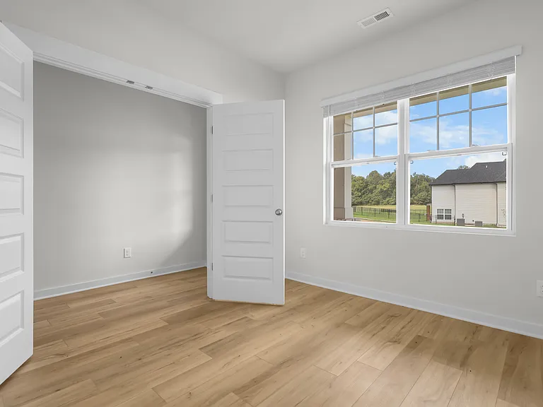 1055 Ross Farms Blvd — Photo 22