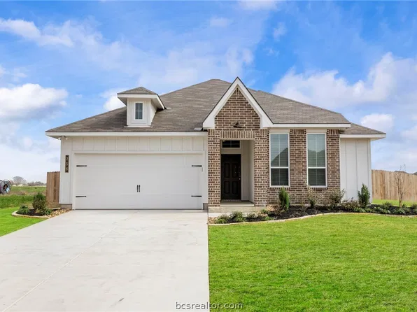 258 Harvest Lake Dr, Snook, TX 77878