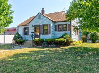 2695 Dekalb St, Lake Station, IN 46405
