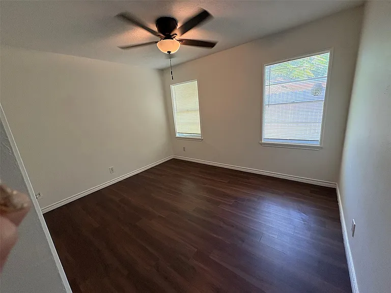 5422 Timber Creek Dr — Photo 5