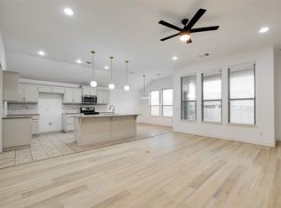 19113 Blanco Dr, Edmond, OK 73012