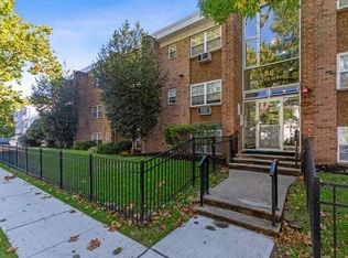 86 Hillyer Street Apartments, Orange, NJ 07050