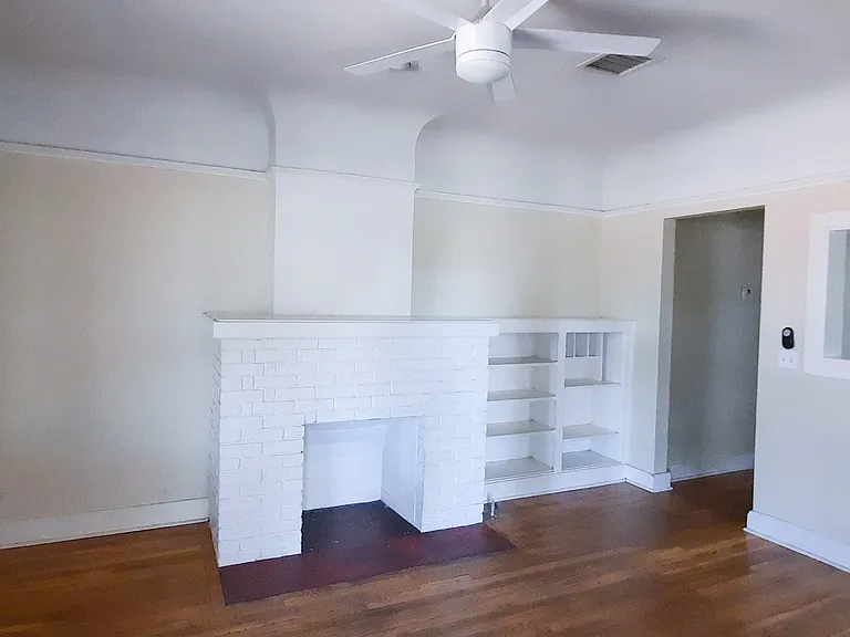 805 E Garfield St #1 — Photo 2