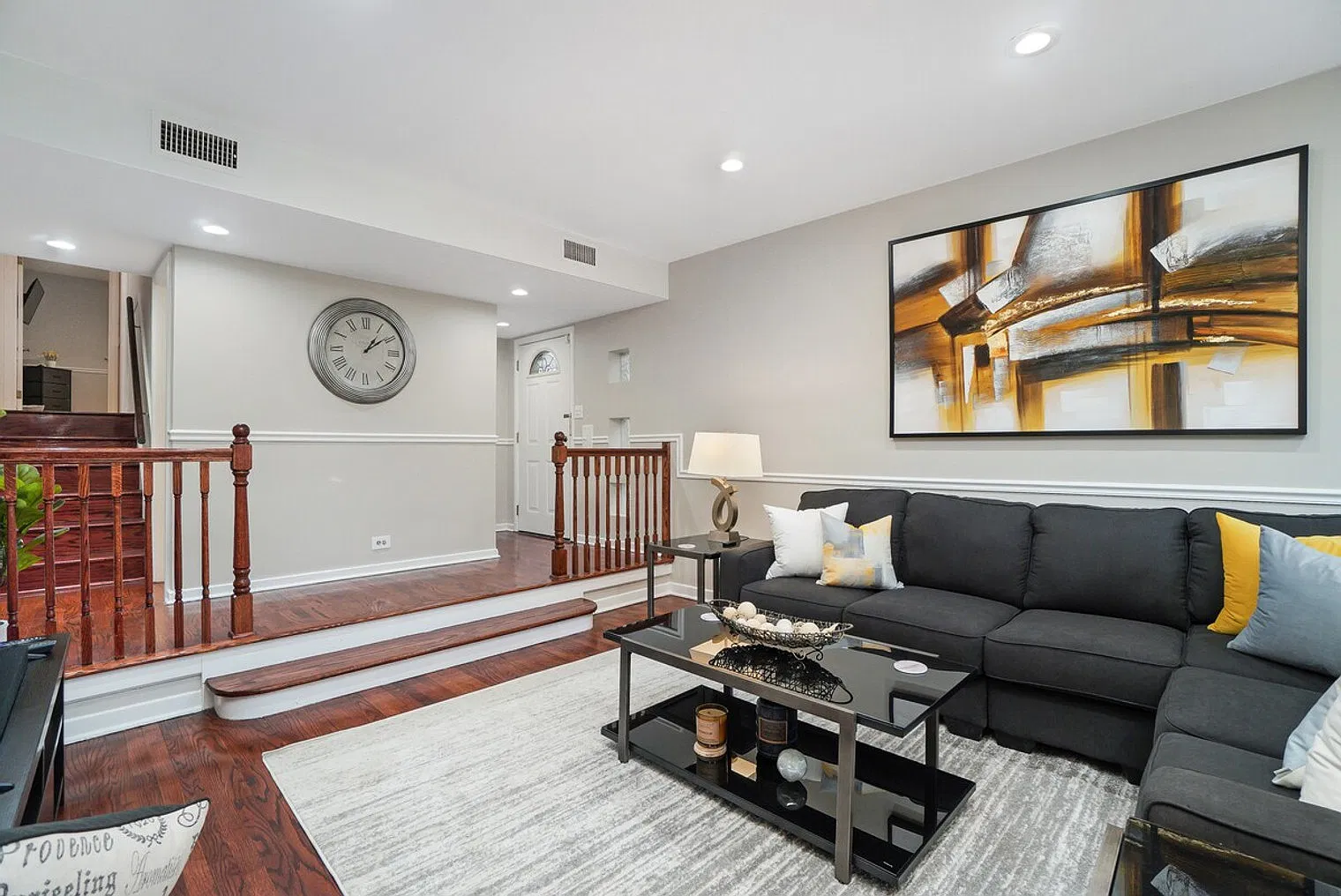 3 bed, 2.5 bath, $16,842 — Photo 2