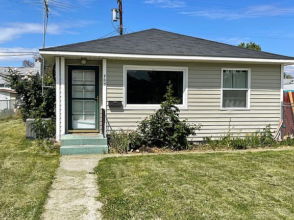 2nd image of 703 Winslow Ave