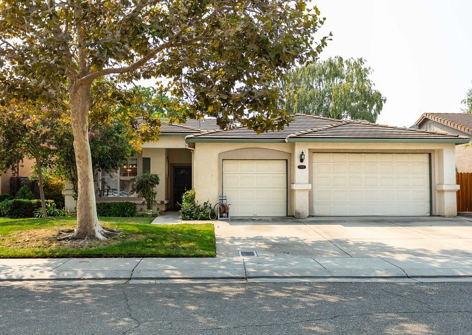 1st image of 9991 River View Cir