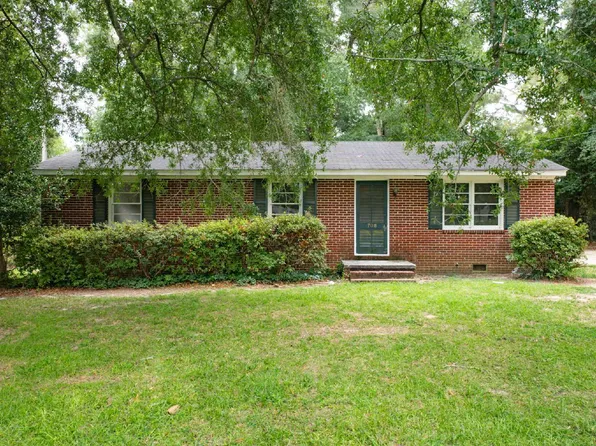 708 E Hampton St, Darlington, SC 29532