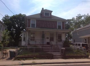 26 Cedar St, Keyport, NJ 07735