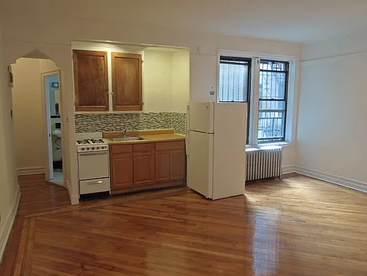 Rented by Marjorie Thompson, LREB | media 13