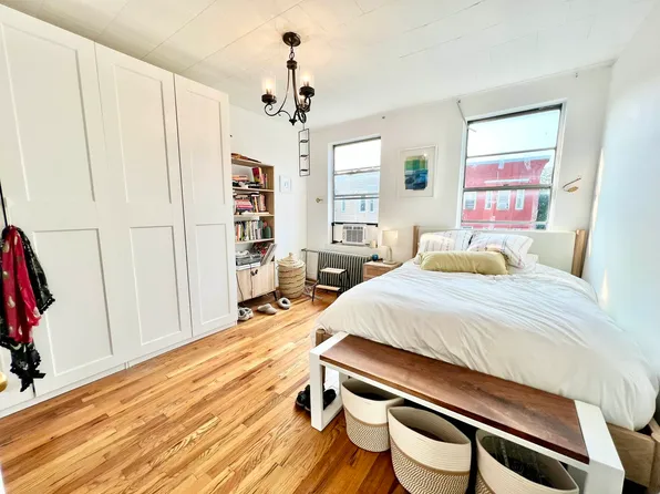 184 Norman Avenue image 3 of 6