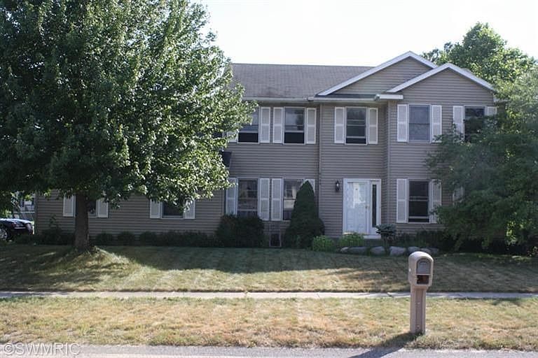 1st image of 6149 Viewpoint Dr NE