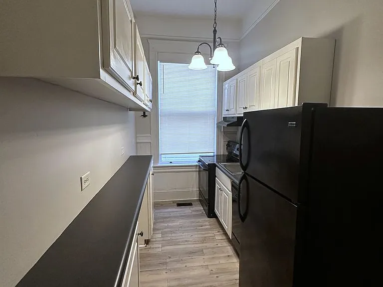 946 Magnolia St #2 — Photo 5