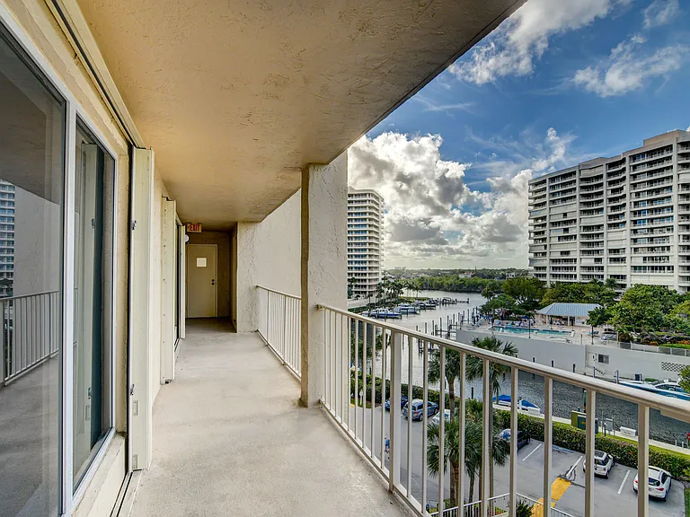 4301 N Ocean Blvd #507 — Photo 44