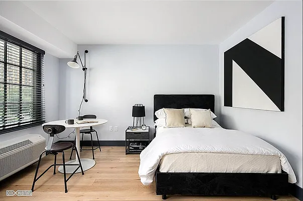 Rented by VRE | media 3