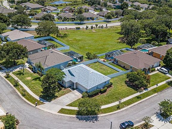 5th image of 5841 Hummingbird Ct