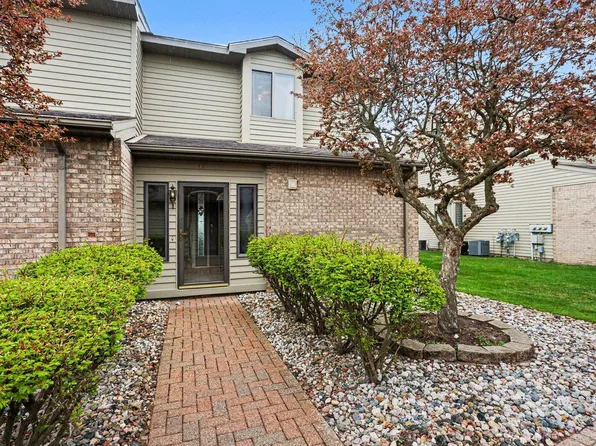 47 Harbour View Point, Linwood, MI 48634