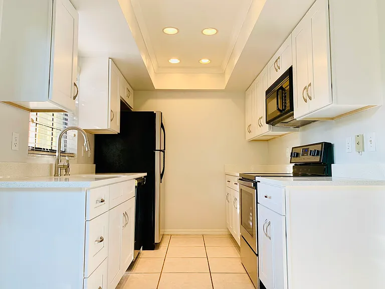 3212 Oak Lawn Pl — Photo 10