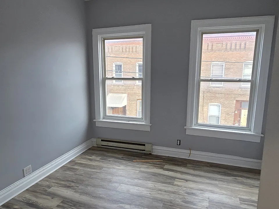 4 E Glen Ave #2