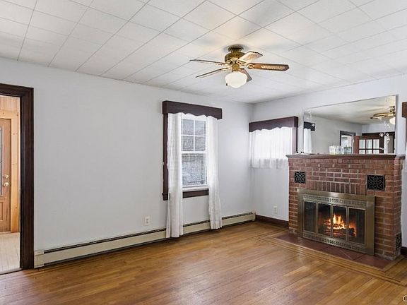 5th image of 126 Grant Street