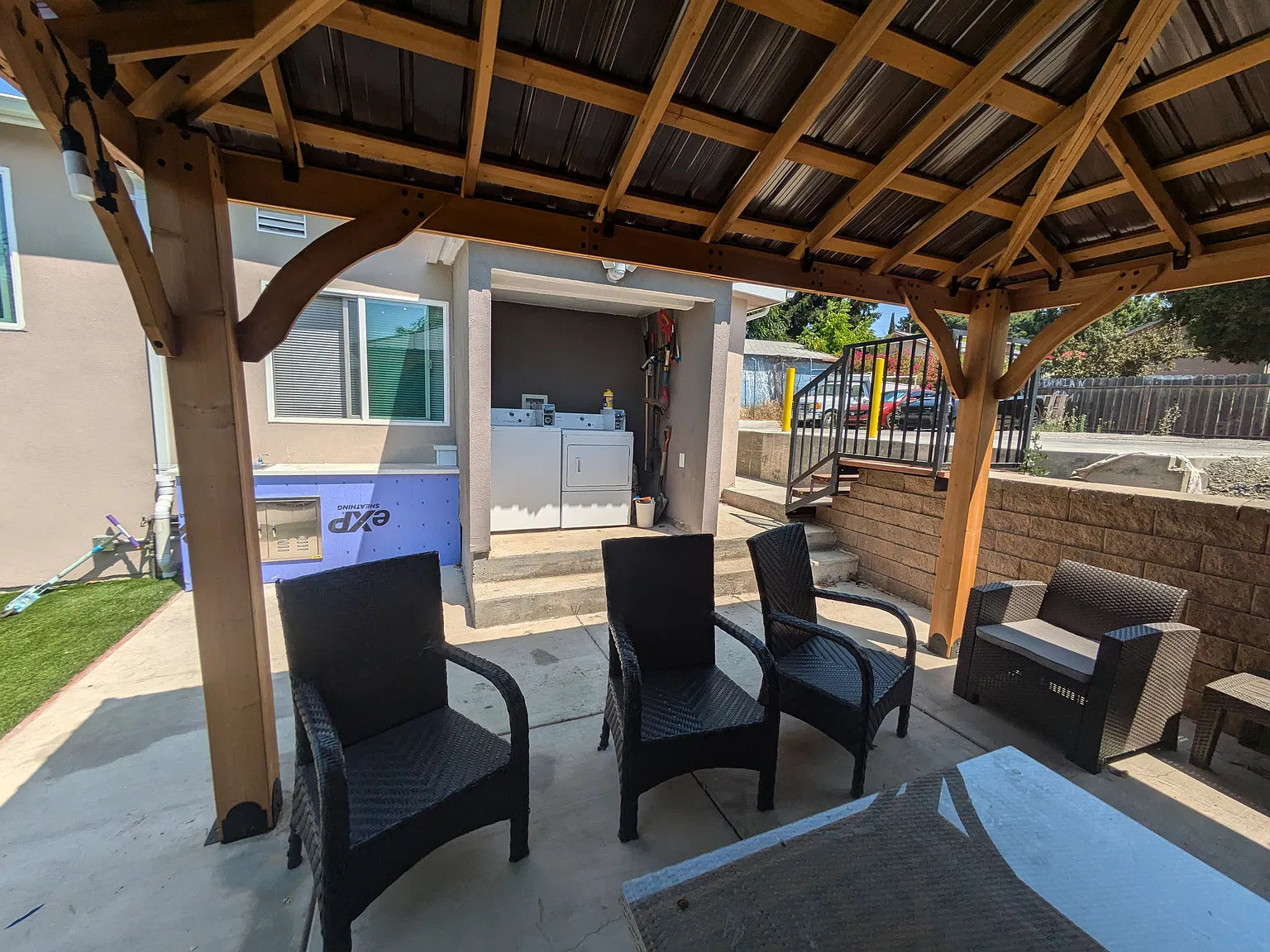 9848 Macarthur Blvd — Photo 4
