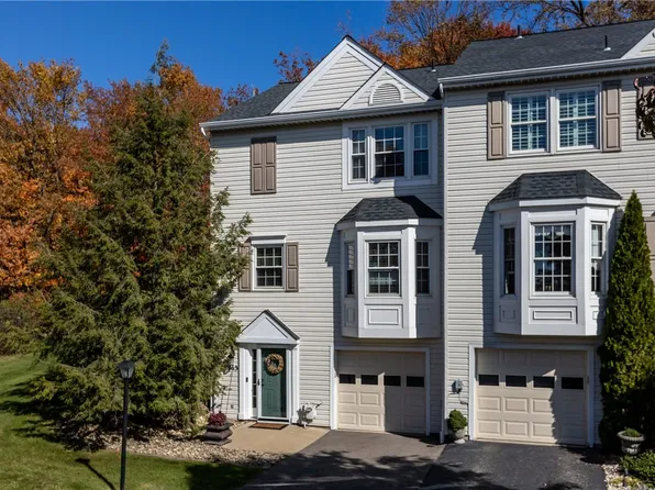 263 Cordial Dr, Bridgeville, PA 15017