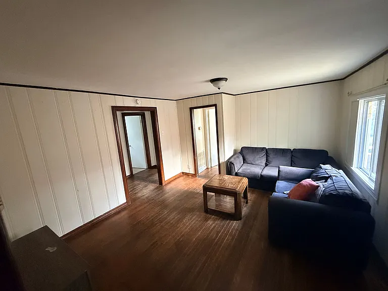 309 Oregon St — Photo 3