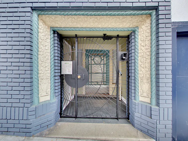 1050 Pine St #4 — Photo 23